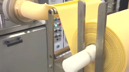 工廠高能食品機器與點歌機 跨界對比與技術融合